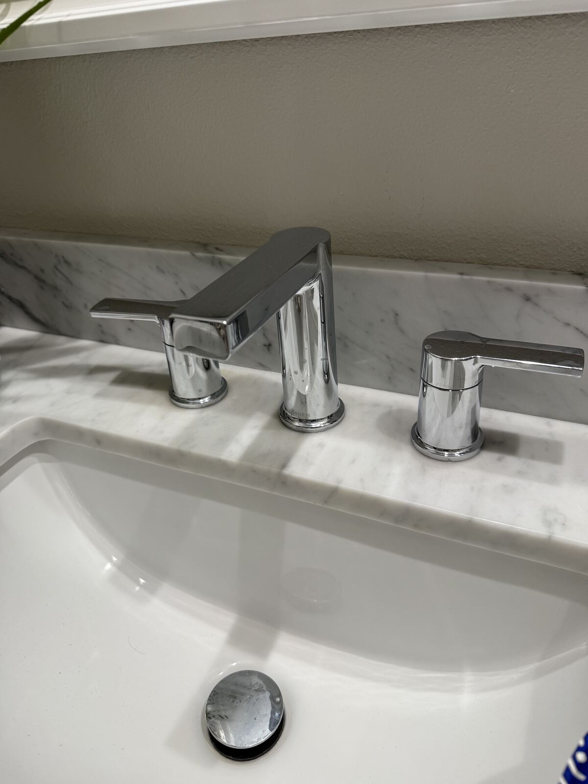 Widespread chrome bathroom faucet installation
